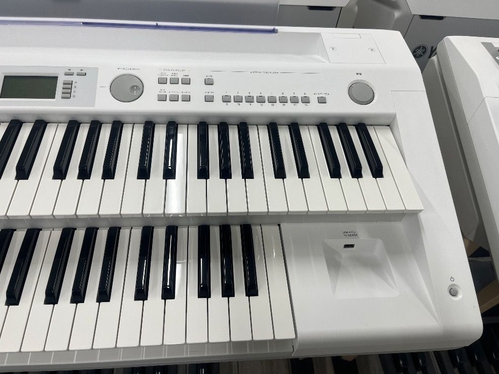 ★89059【エレクトーン】YAMAHA　ELB02　2017年製 ☆89059【エレクトーン】YAMAHA ELB02 2017年製 - メルカリ