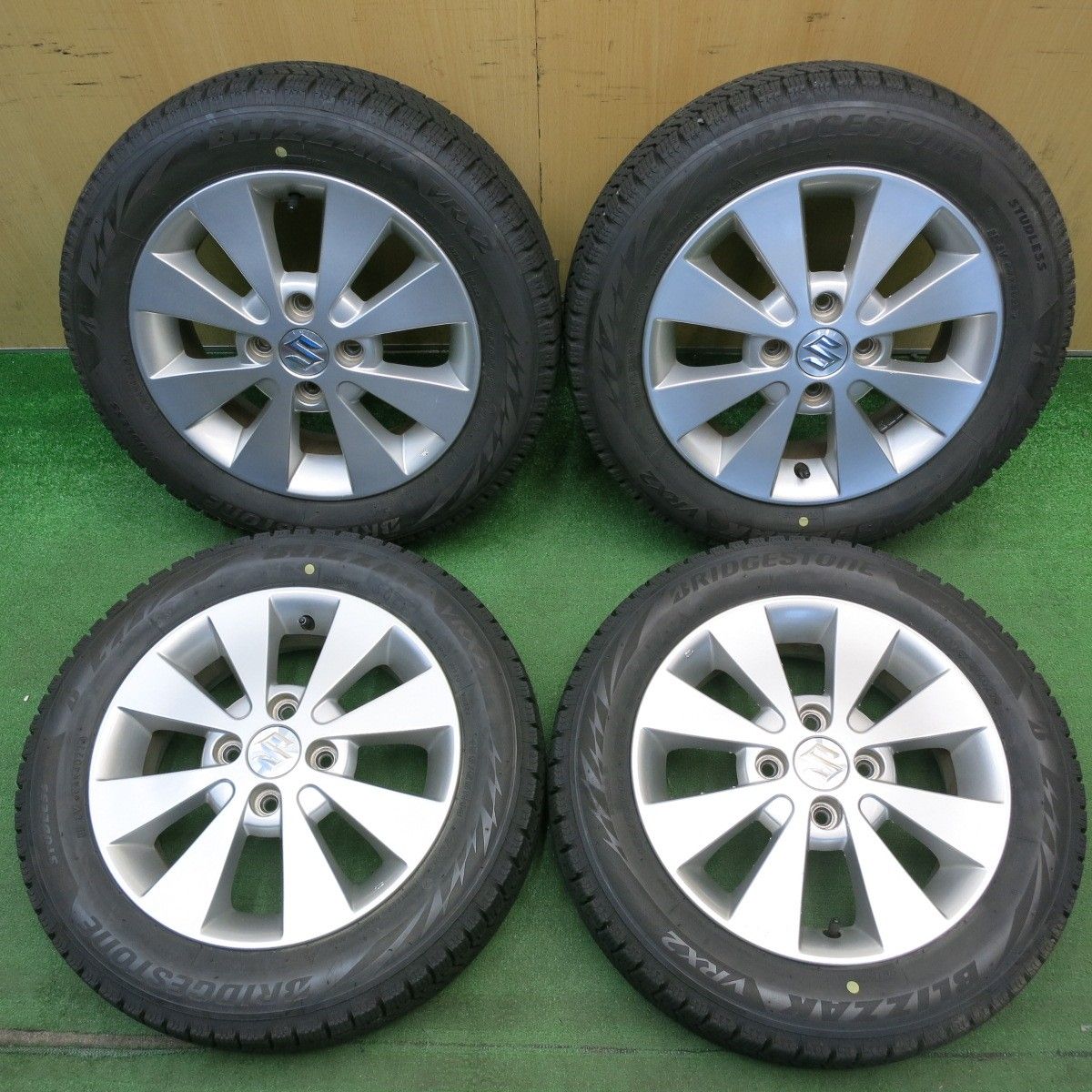 バリ溝！22年！8.5分★スズキ ワゴンR スティングレー 純正 155/65R14 スタッドレス ブリヂストン ブリザック VRX2 14インチ PCD100/4H★6050301HAス