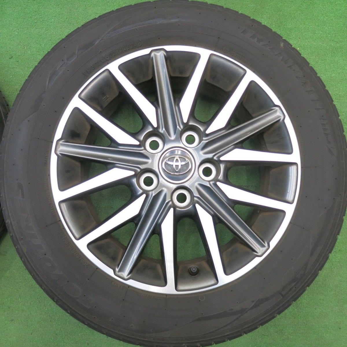 4本価格！24年☆トヨタ 80系 ノア ヴォクシー 純正 205/60R16 トーヨー 