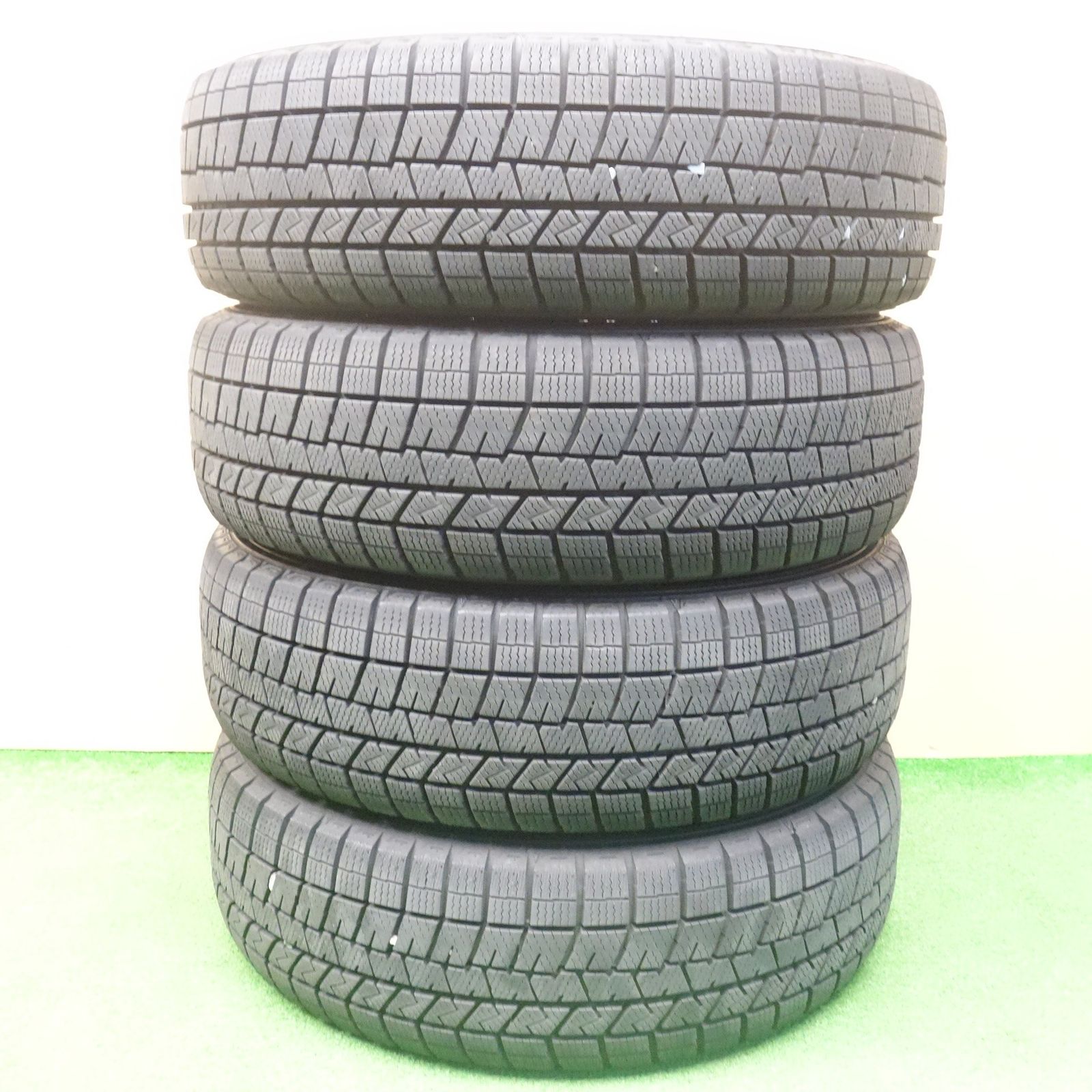 バリ溝！9.5分☆スタッドレス 155/65R13 ダンロップ ウインター 