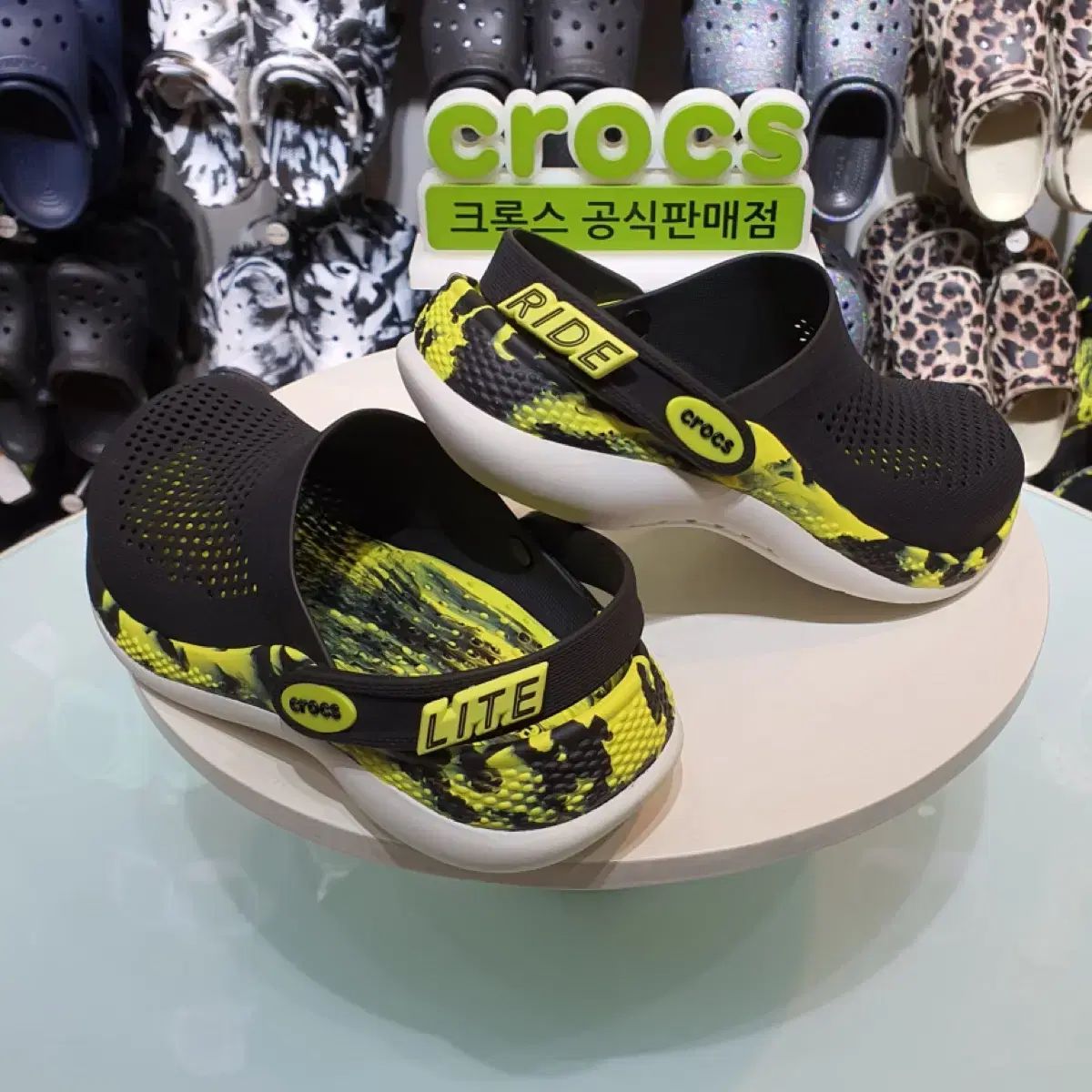 Crocs クロックス ライトライド MARVEL(マーベル) クロッグ ブラック
