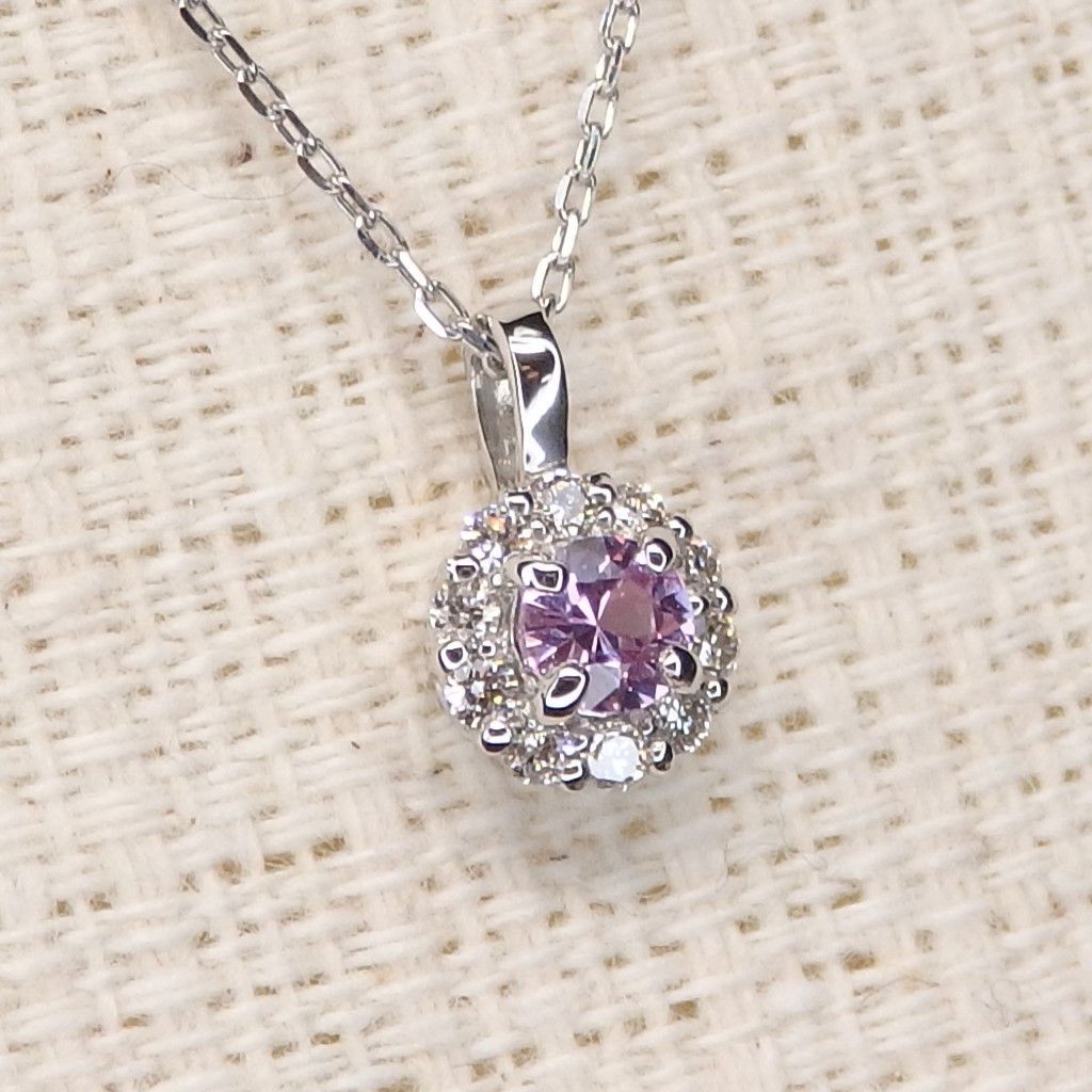 ピンクサファイア ネックレス チェーン付 Z5361 0.13ct Pt ラウンド 丸 ソーティング付き ピンクサファイア ネックレス チェーン付 Z5361 0.13ct Pt ラウンド 丸 ソーティング付き