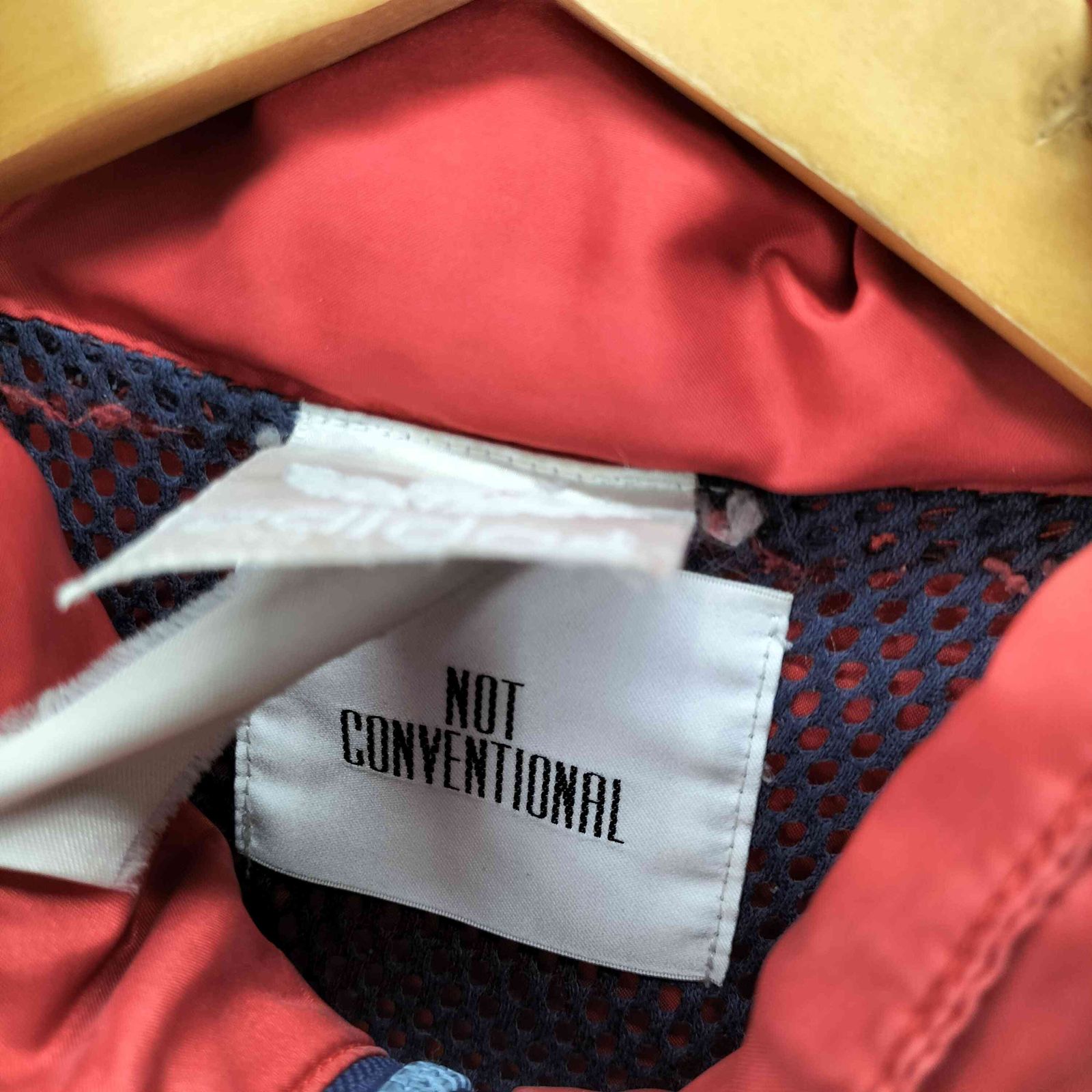 ノットコンベンショナル NOT CONVENTIONAL adidas ボディ 再構築 