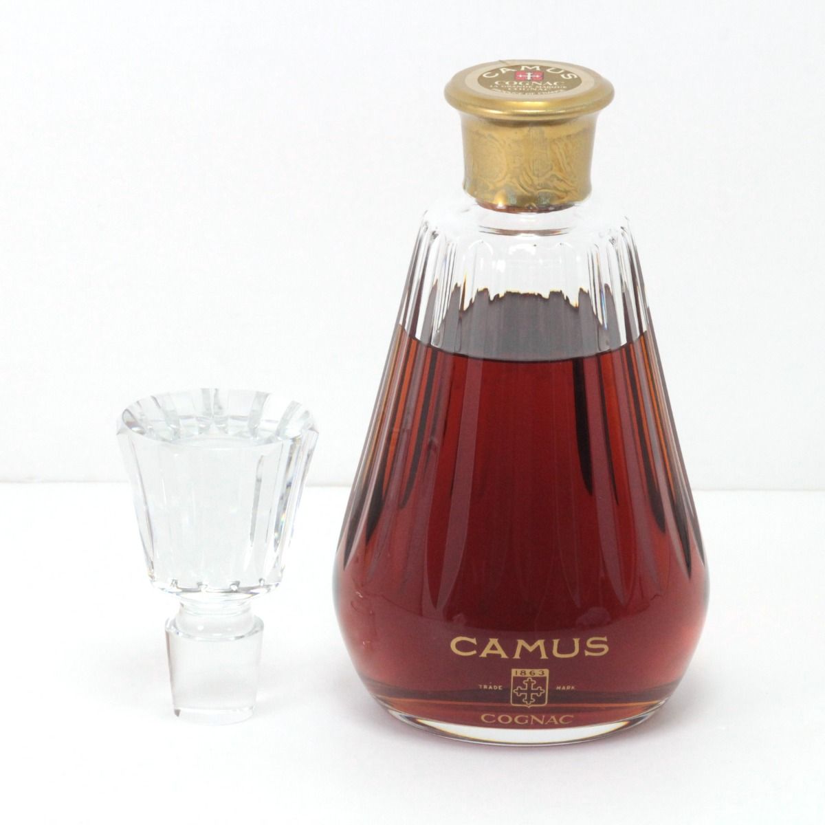 CAMUS カミュ コニャック バカラボトル 替栓付 700ml 40度 未開栓