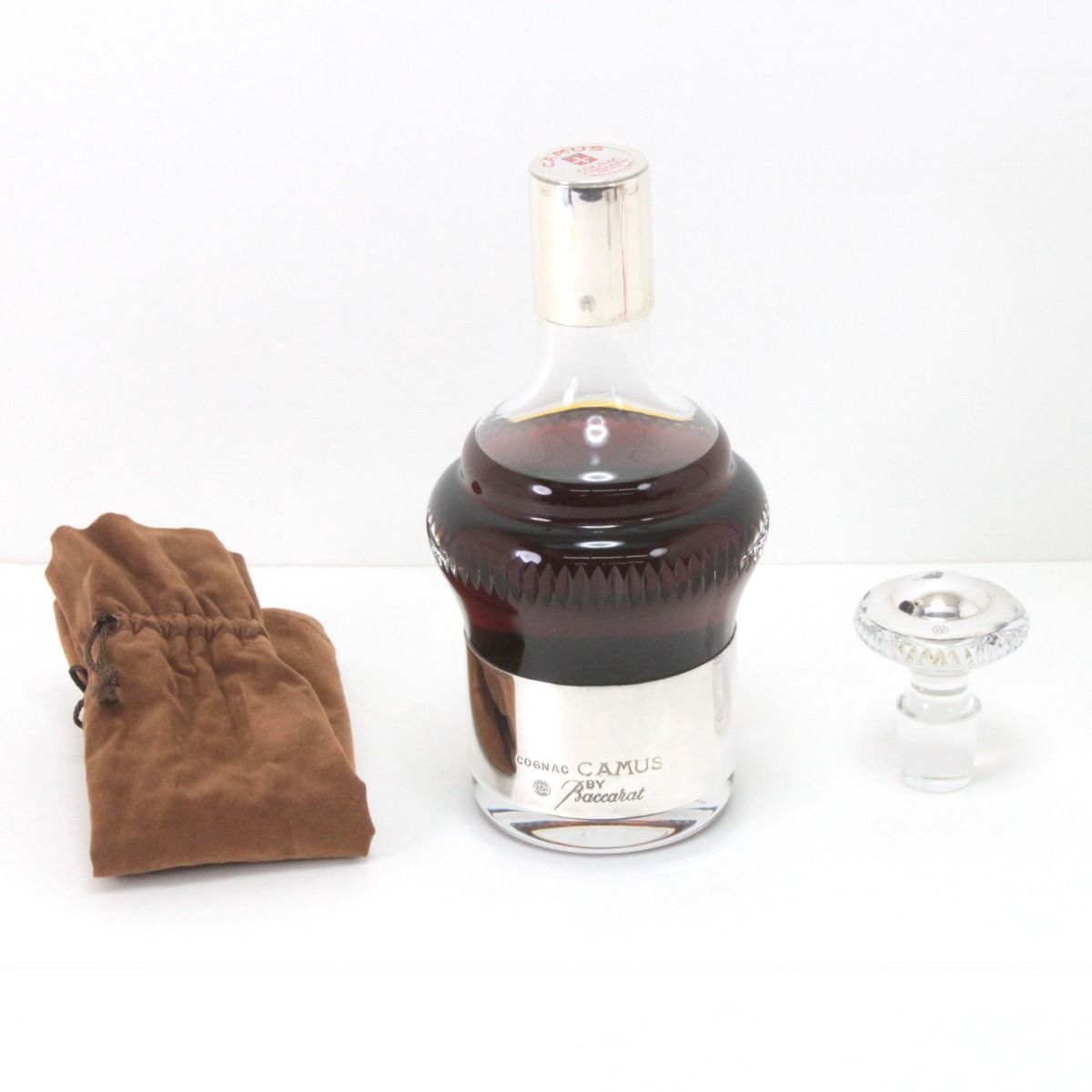CAMUS カミュ コニャック バカラボトル シルバートップ 替栓付 700ml 40度 布袋付 未開栓