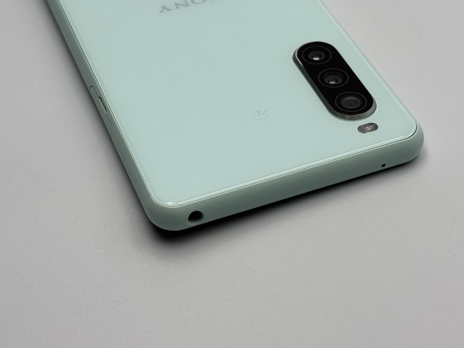 中古A】Xperia 10 II SO-41A ミント SIMフリー - メルカリ