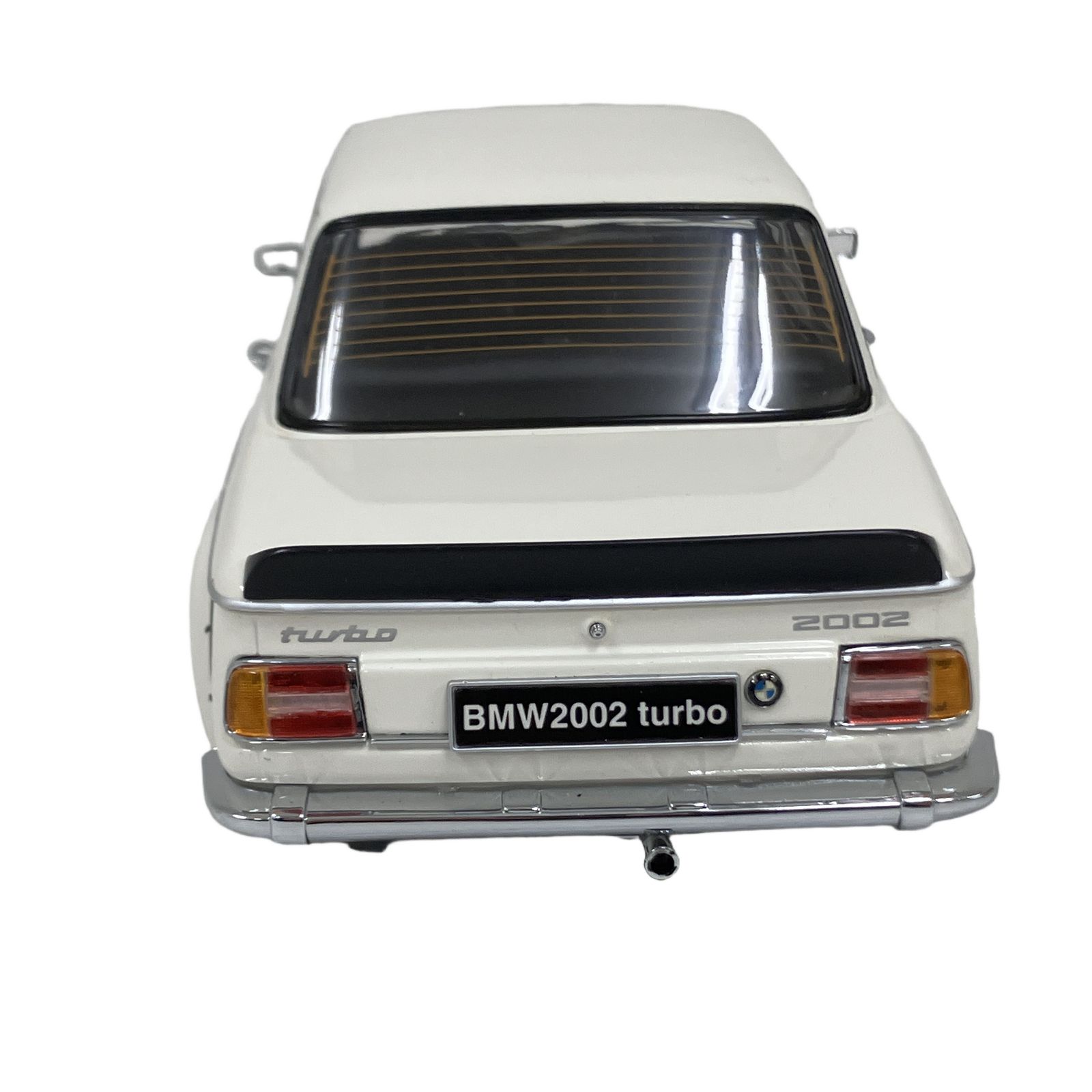 KYOSHO 京商 1/18 BMW Turbo ターボ 2002O11234271 - メルカリ