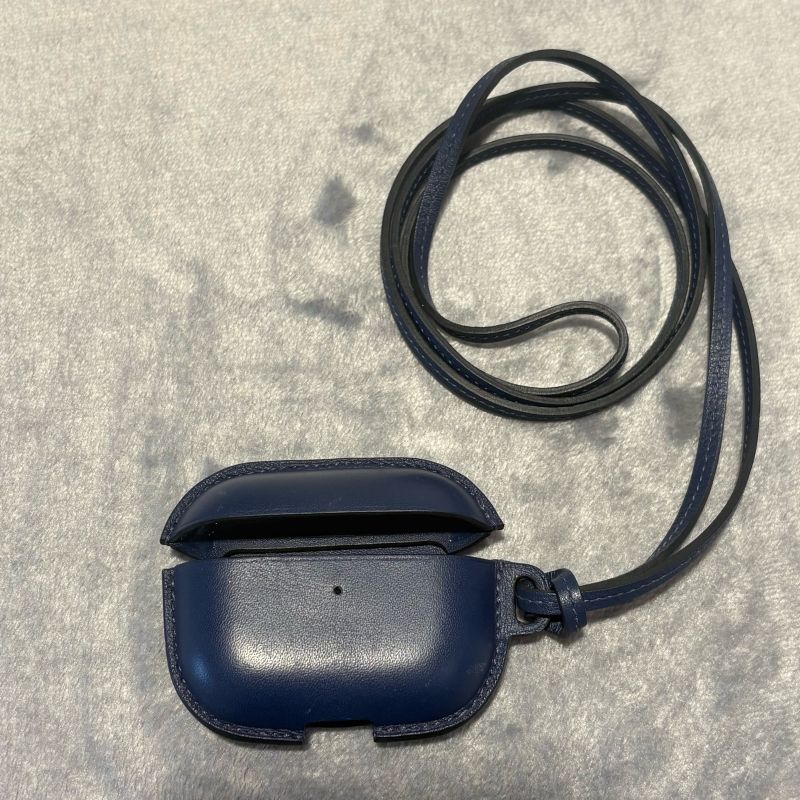 HERMES エルメス AirPods Pro2ケース　ネイビー