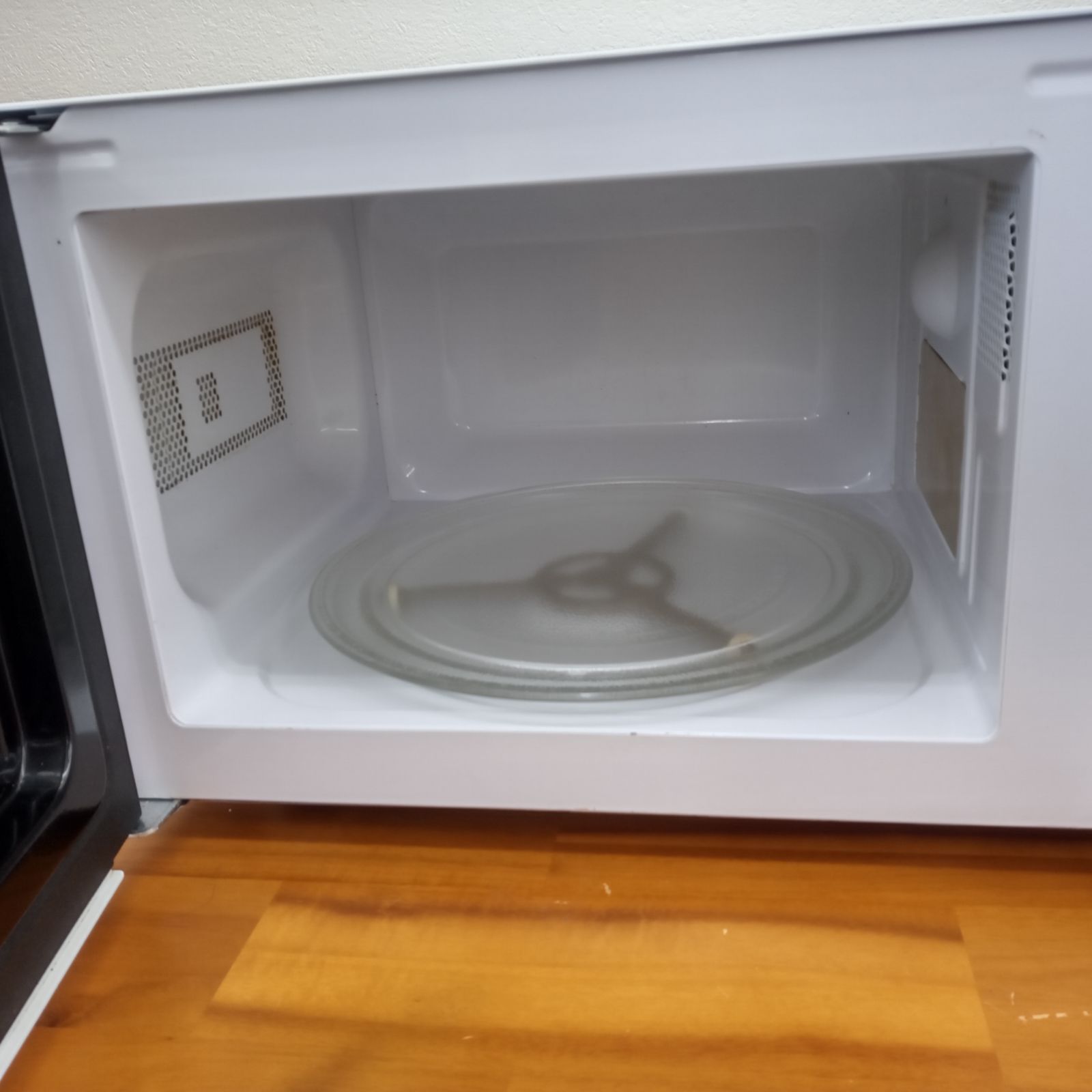 ☆リユースのサカイ太田店☆ YAMAZEN 電子レンジ 2021年製 60Hz JRB