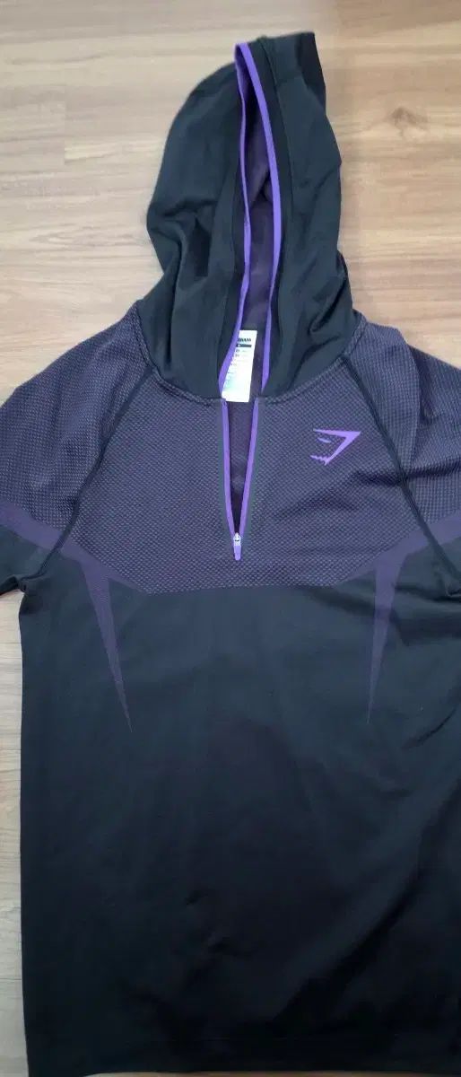 ジムシャーク オニキスv5 PURPLE パープル フーディー Mサイズ 出品