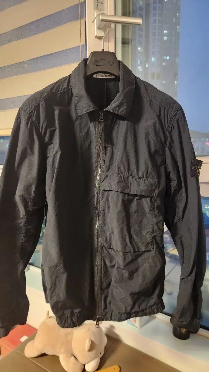 (正規品/百貨店購入) STONE ISLAND ストーンアイランド ナスラン ライト ジャケット