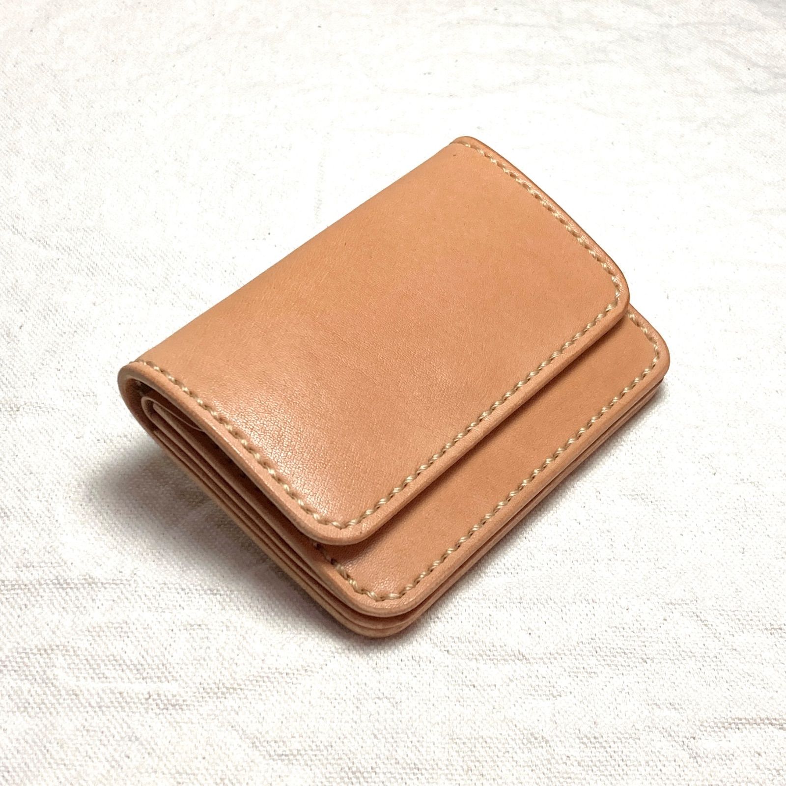 栃木レザー ミニトラッカーウォレット 生成り 本革 コンパクト財布 総手縫い 小さい財布 サドルレザー 日本製 メンズ レディース パスケース コインケース