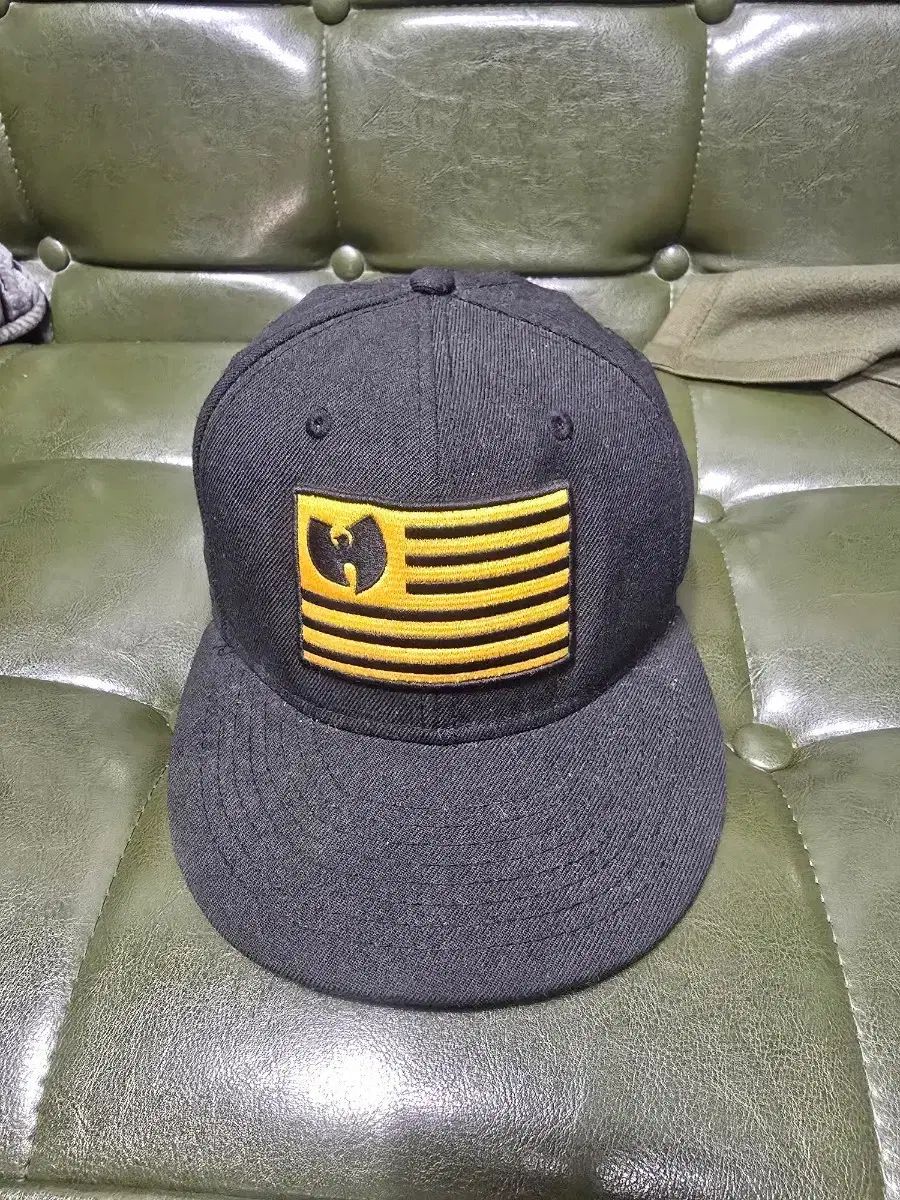 NEW ERA ウータン・クラン フラッグ スナップバック 帽子