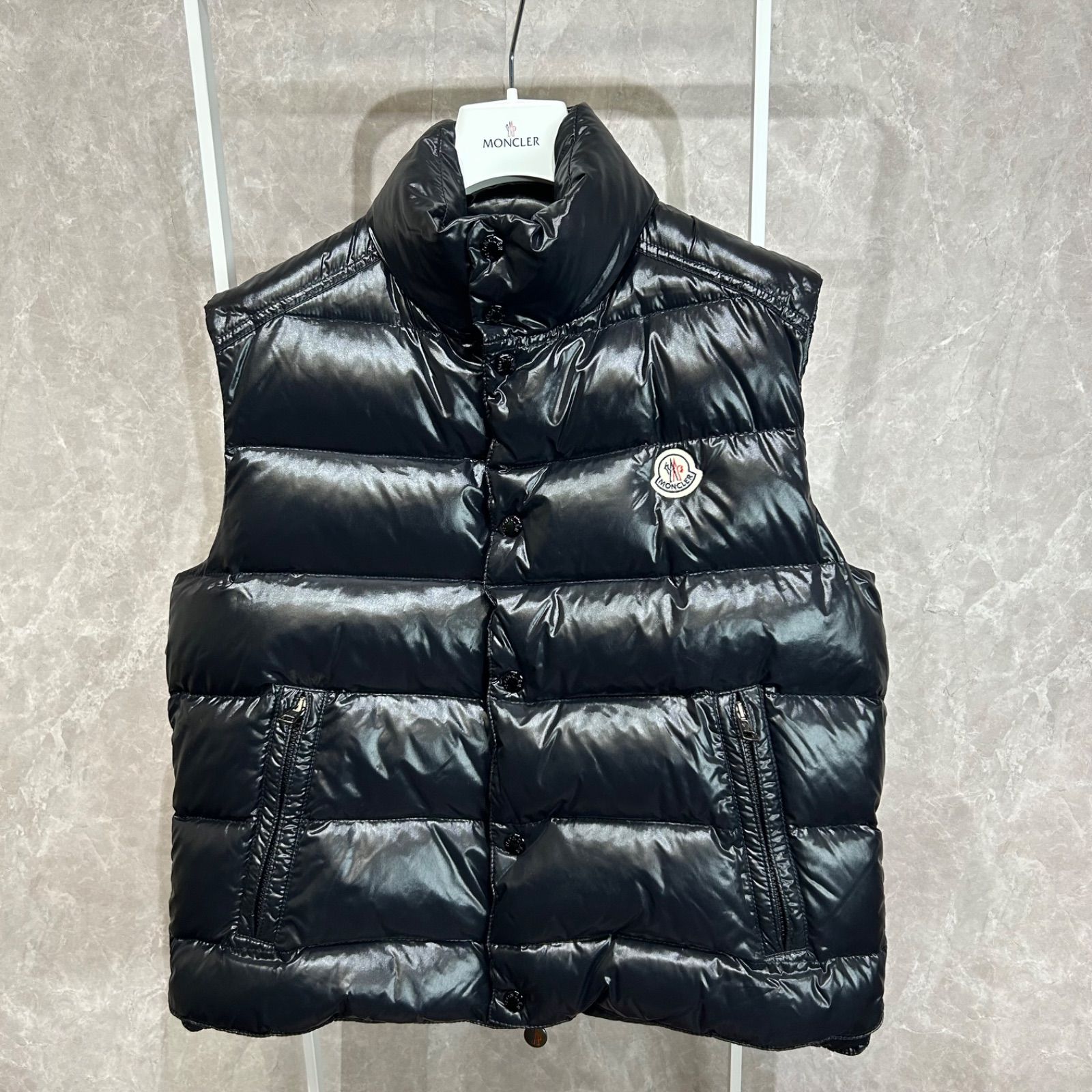 MONCLER モンクレール ダウンベスト ブラックTIBジレ2 - メルカリ