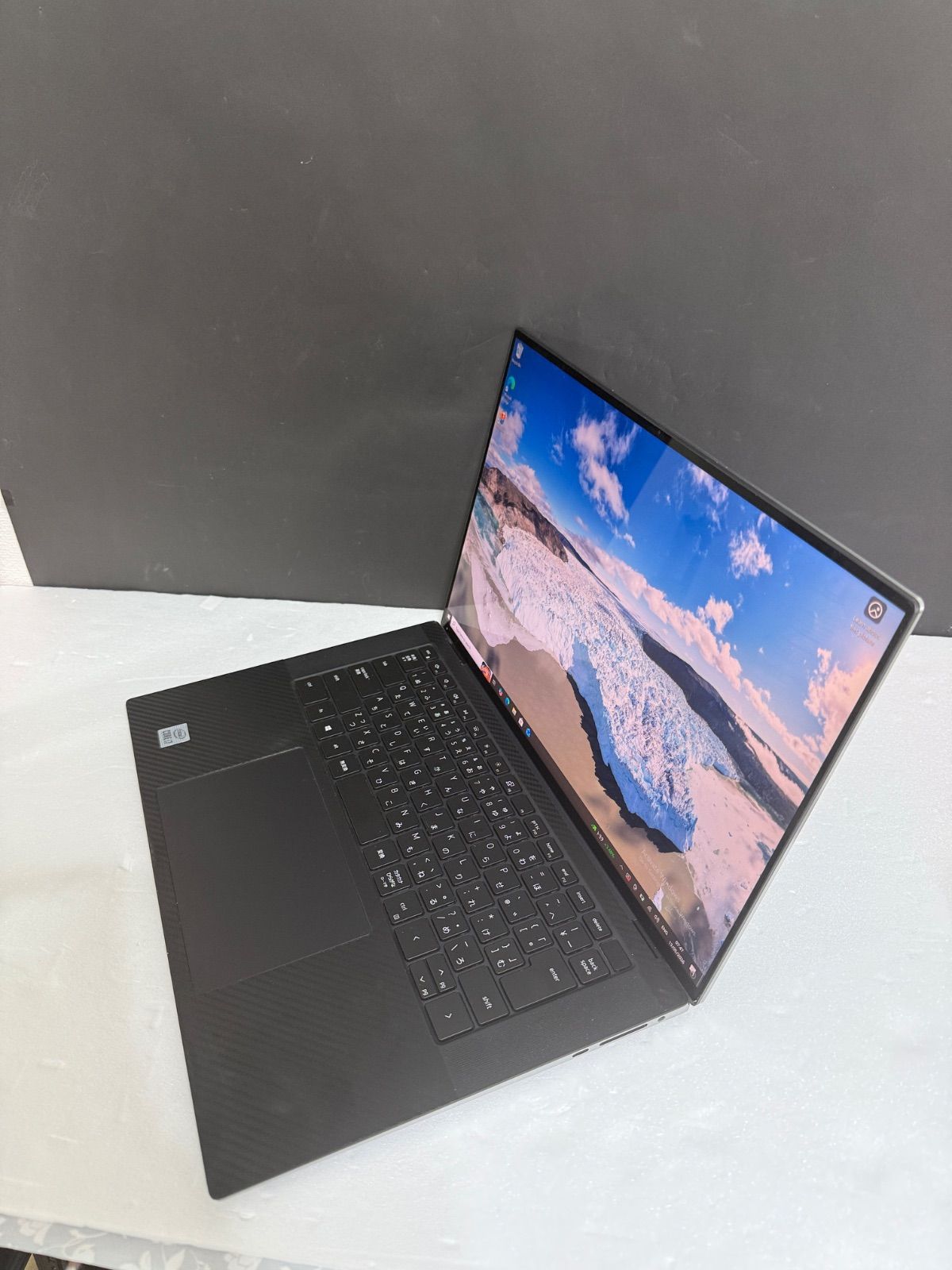 DELL Precision 5550 i7 4K Quadro T1000 - メルカリ
