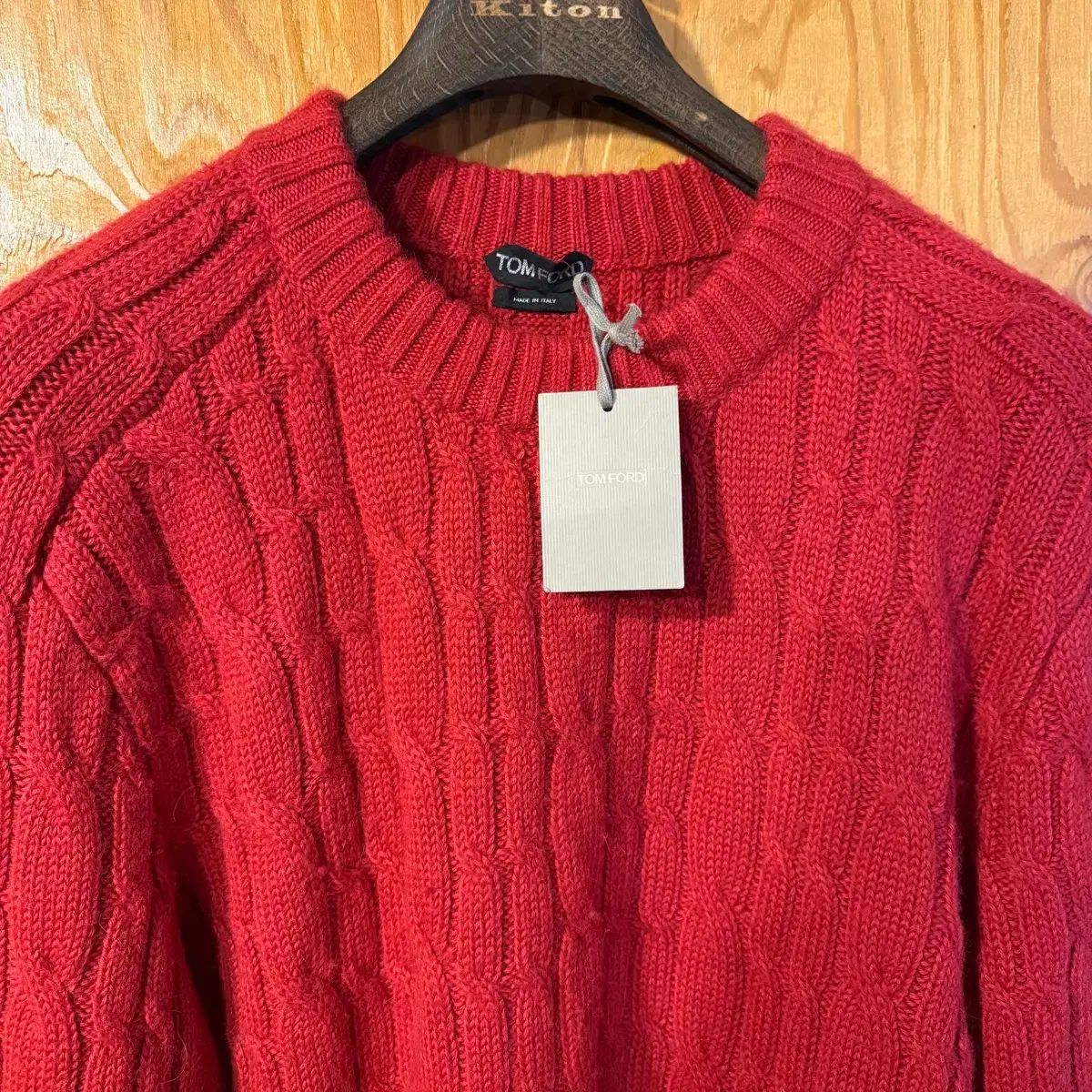 TOM FORD トムフォード ニット 出品