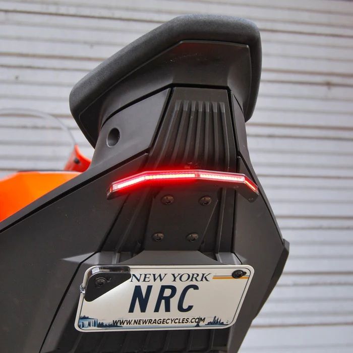 NRC 990 RC R フェンダーレスキット