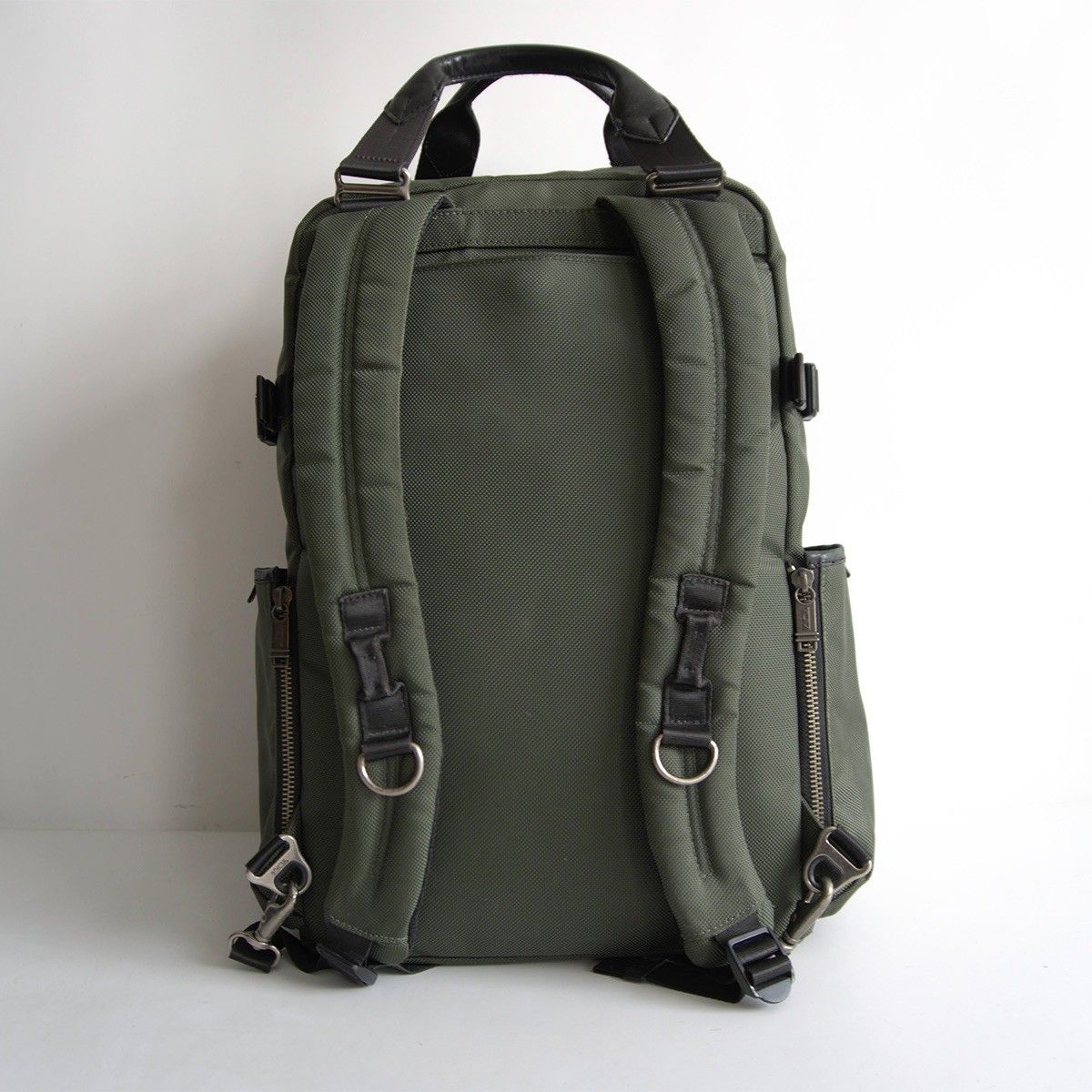 美品】 TUMI 【22380SPH/Alpha Bravo backpack】カーキ リュック 