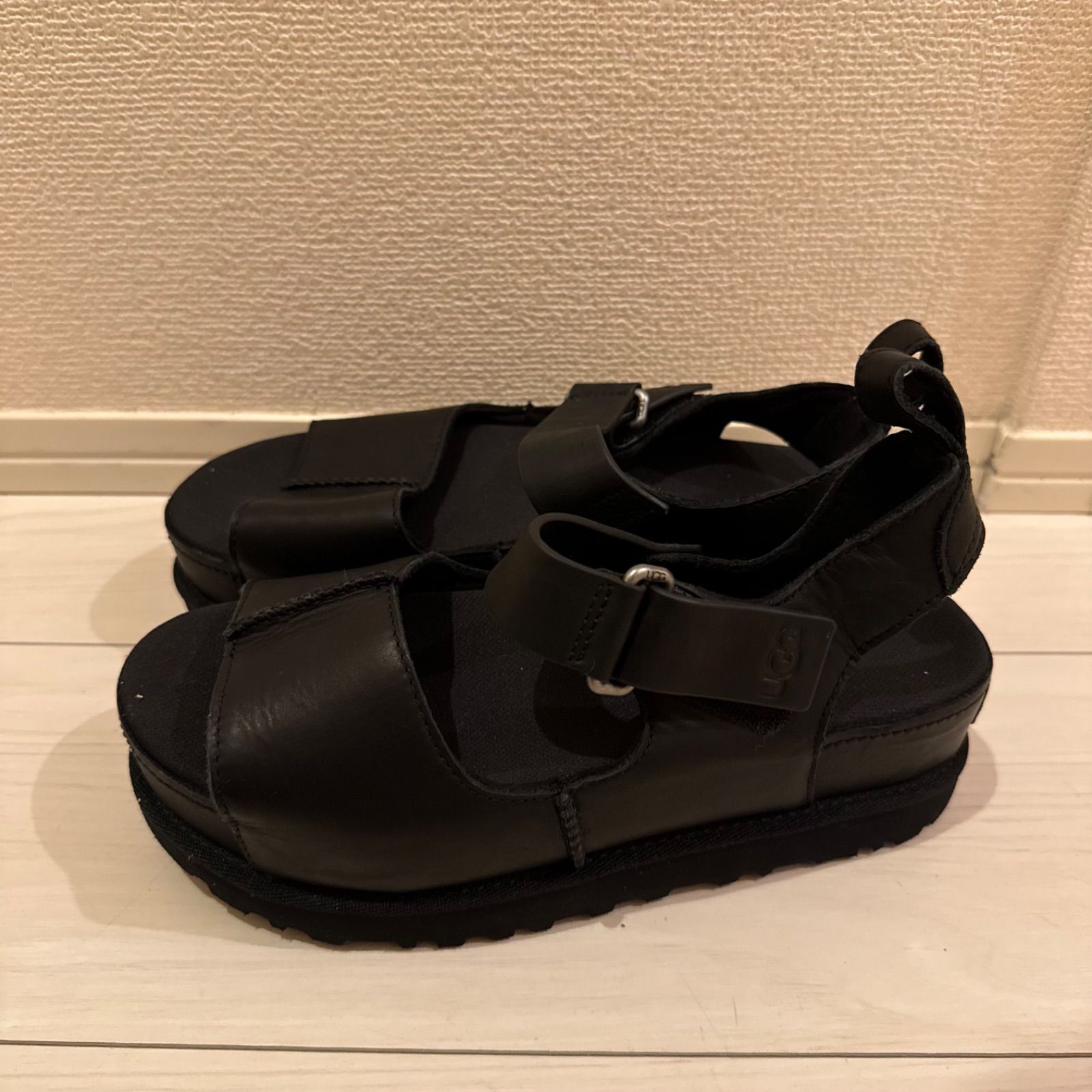 クーポンあり！】UGG Goldenstar Hi BLACK アグ ゴールデンスターハイ
