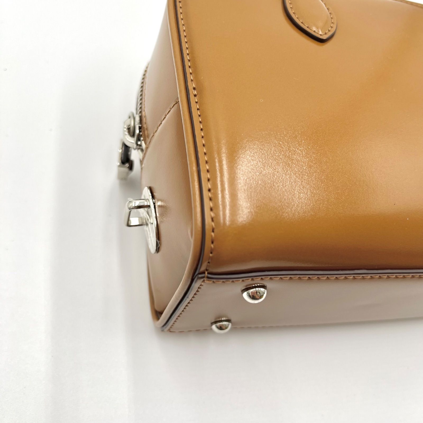未使用 箱付き◎TOUT Y ESTトゥティエ SAC LOQUET MINI CARAMEL ロケ