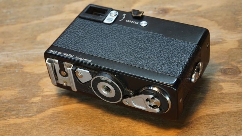 Rollei 良品 露出計OK 35T シンガポール製 ブラック - 0 メルカリ APPS