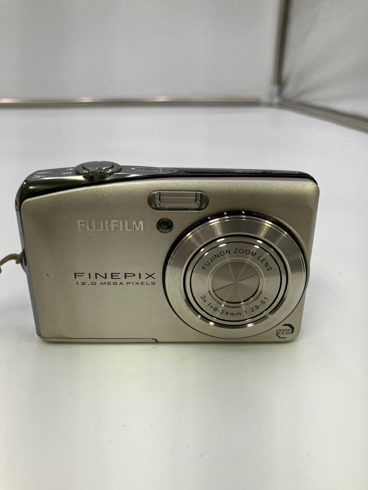 BB1407 FUJIFILM FinePix F50fd フジフイルム　デジタルカメラ