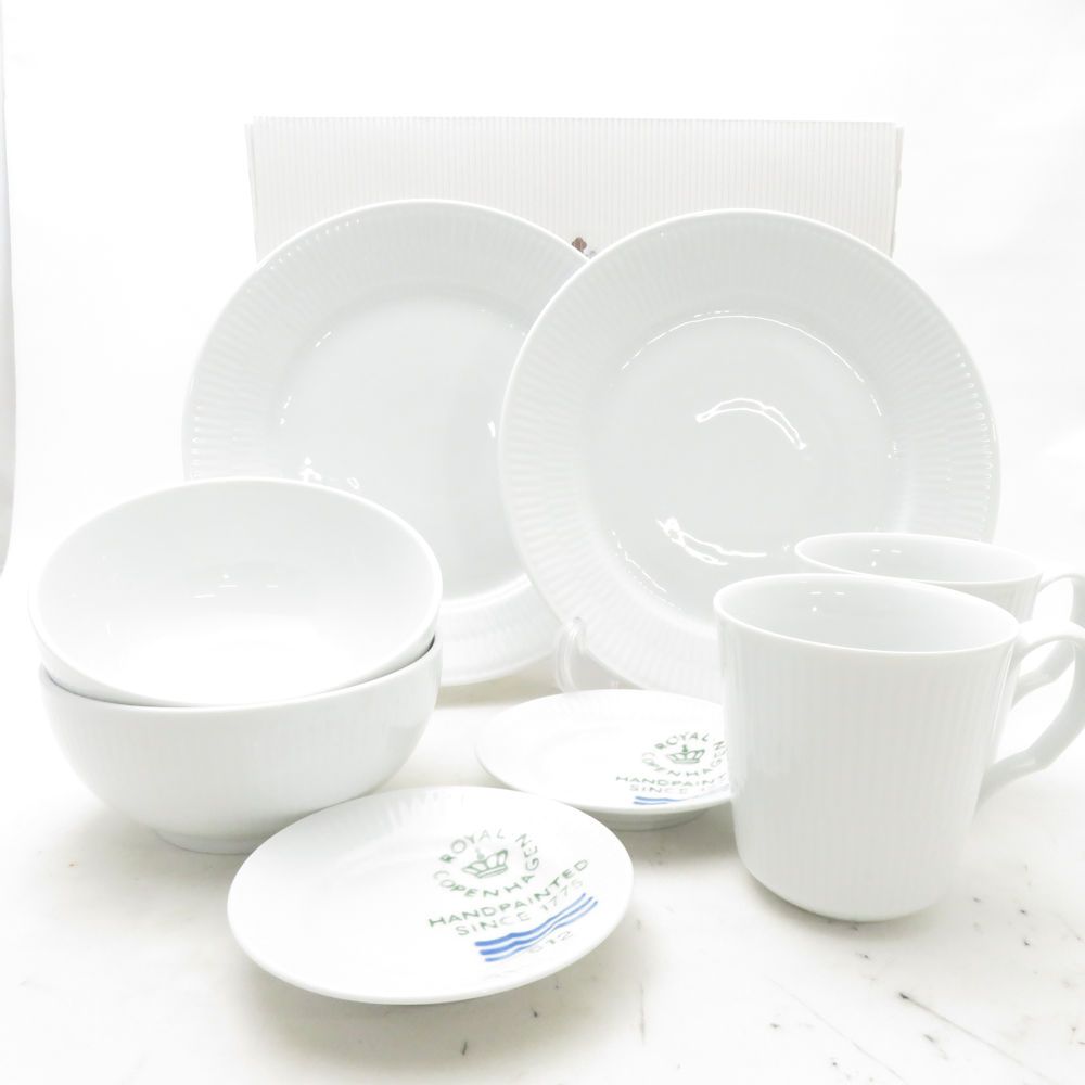 未使用 ROYAL COPENHAGEN ロイヤルコペンハーゲン ホワイトフルーテッド シグネチャー マグカップ 小皿 中皿 ボウル 8点 セット 22cm 10cm プレート SM5171V2