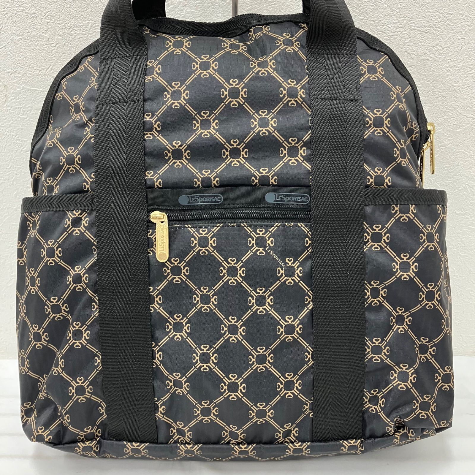 3379　LeSportsac　レスポートサック　DOUBLE TROUBLE BACKPACK　MONOGRAM ANTELOPE　モノグラムアンテロープ　ダブルトラブルバックパック　リュックサック　バックパック　リュック　ブラック　黒　レディース　軽量