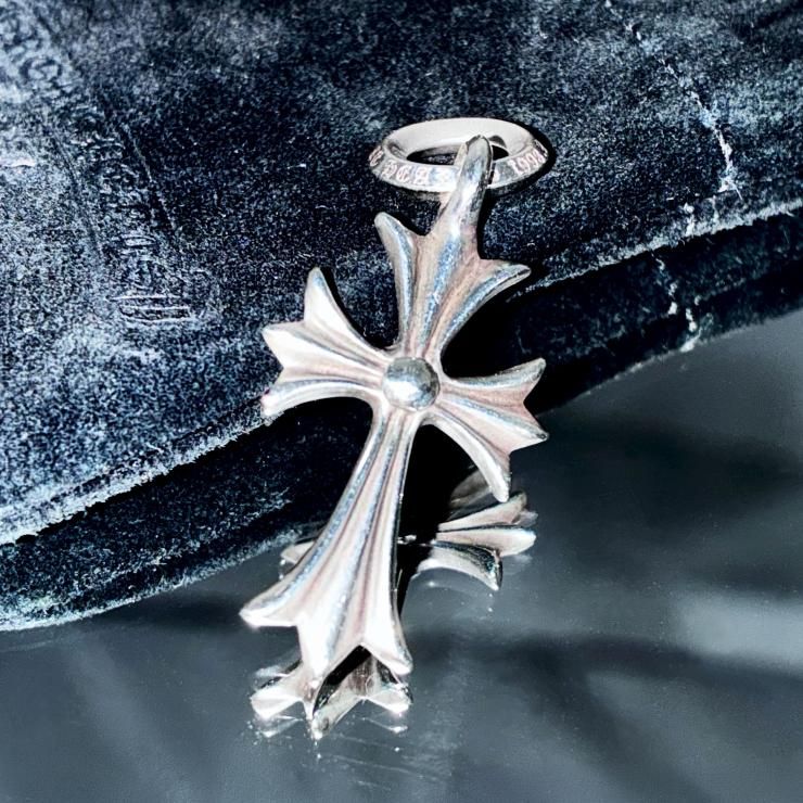 Chrome Hearts クロムハーツ ペンダントトップ タイニーCHクロス