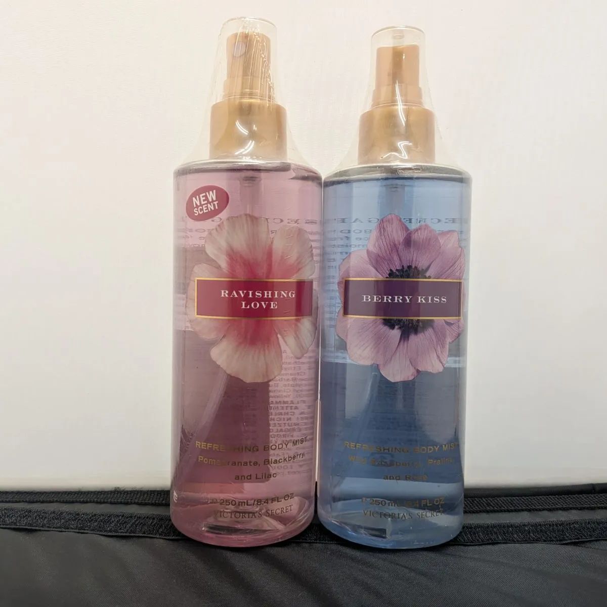 【未開封】Victoria's Secret ボディミストBerry Kiss Ravishing Love 2個セット 平塚店1R