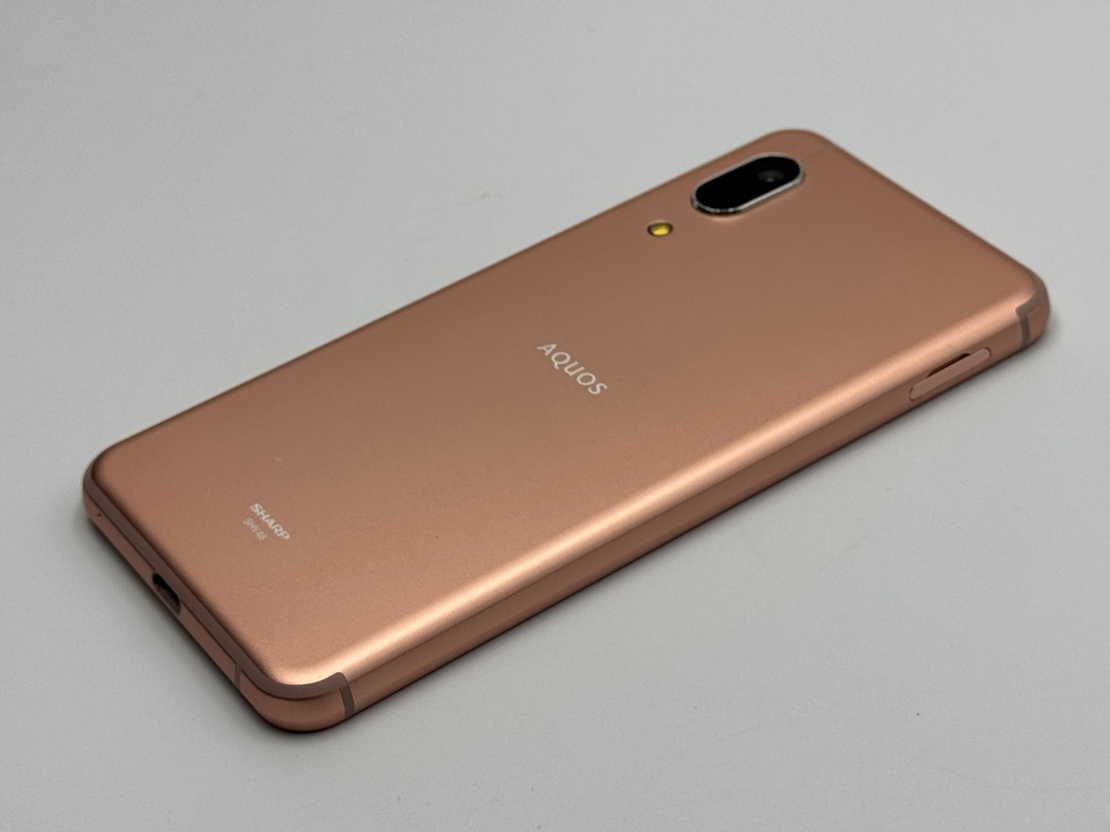 中古B】AQUOS sense3 basic SHV48 ライトカッパー SIMフリー - メルカリ