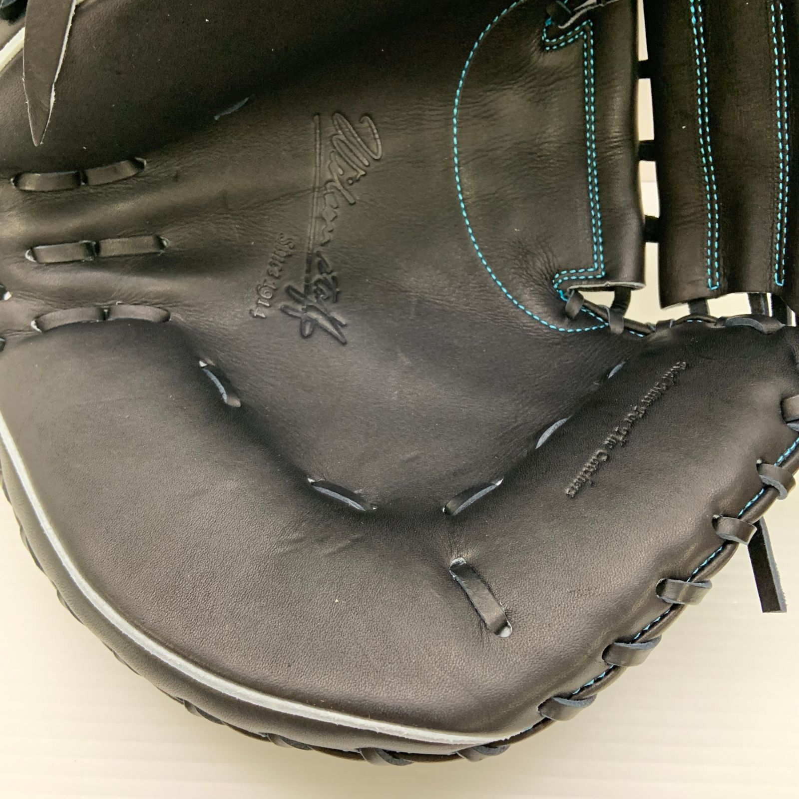 ウィルソン Wilson WBW104549 硬式 大人 一般 キャッチャーミット 捕手 グローブ グラブ 右投げ タグ付き 野球 8646
