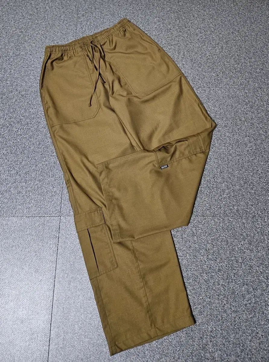 SCULPTOR ワイド カーゴパンツ 出品