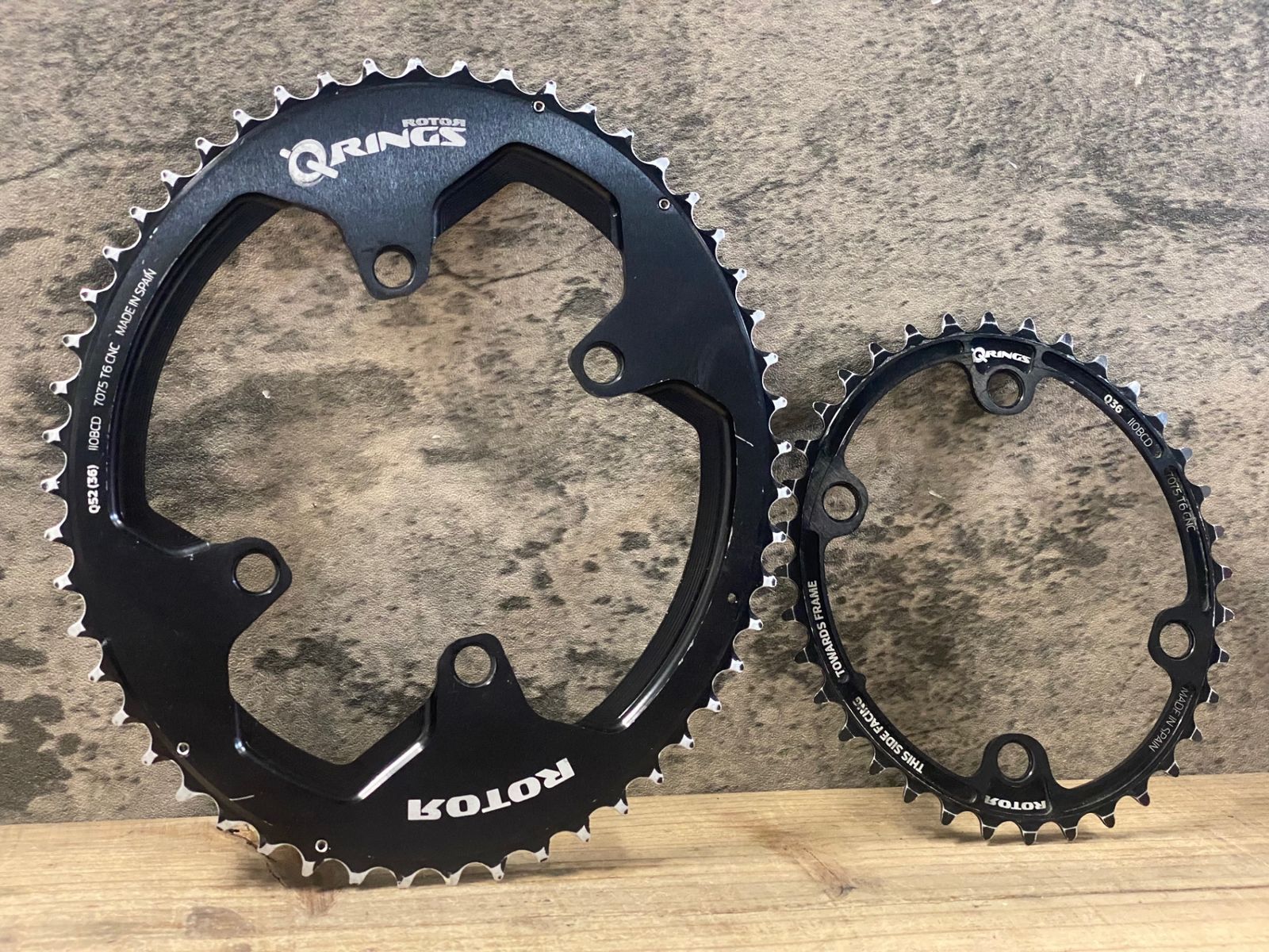 JY774 ローター ROTOR QRINGS チェーンリング 52/36T 110BCD 4arm