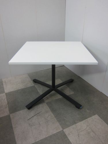 【中古品】コクヨ 900角テーブル ホワイト
