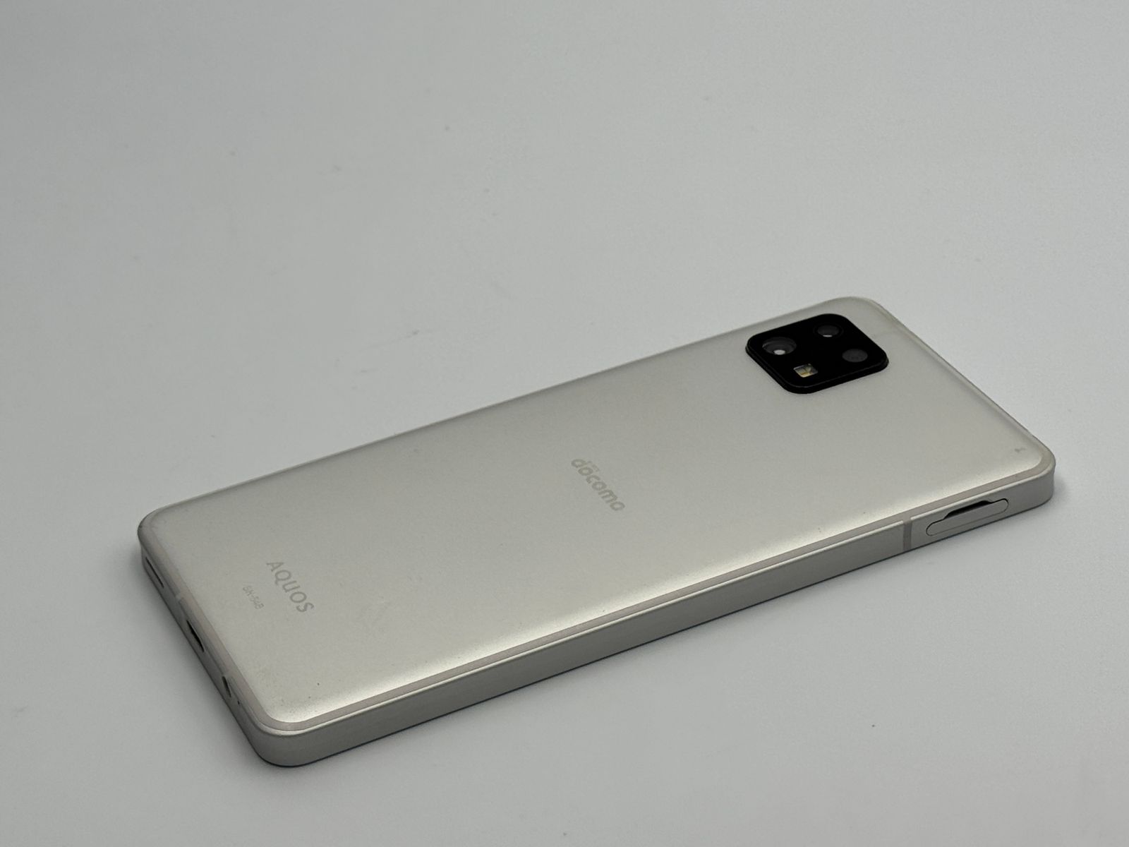 【訳あり】AQUOS sense6 SH-54B シルバー SIMフリー 白ロム