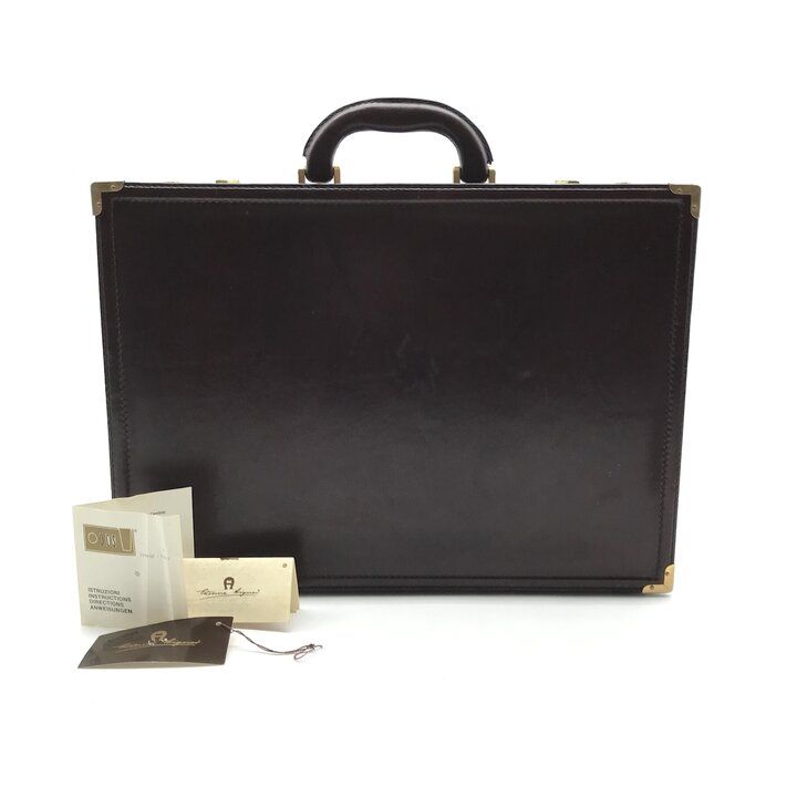 良品 AIGNER アイグナー アタッシュケース ビジネス バッグ ボルドー レザー ヴィンテージ メンズ A4対応 ブランド 鞄 r1231