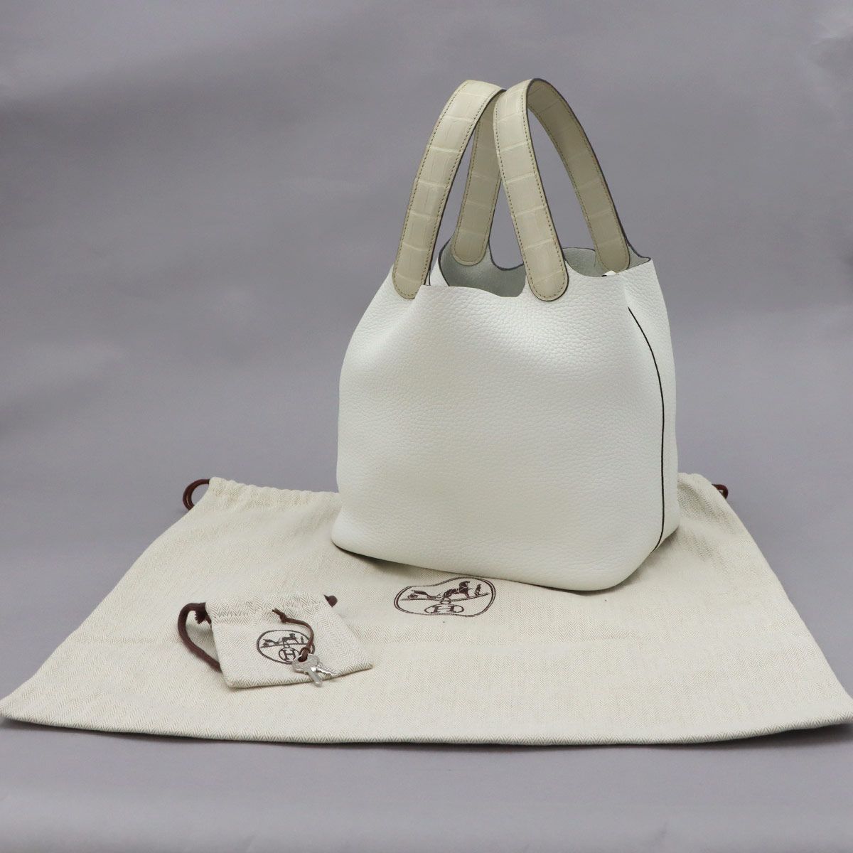 新品同様 エルメス HERMES ピコタンロック タッチ 22 MM トリヨン 