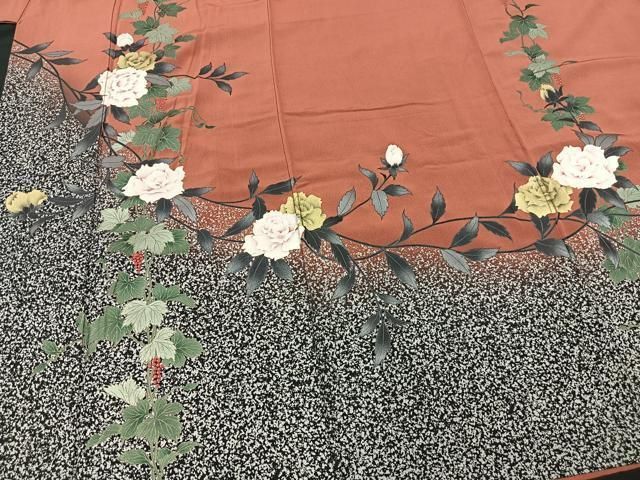 MO-00823 訪問着 貴和美 枝牡丹文 たたき染め 金彩 正絹 逸品 - メルカリ