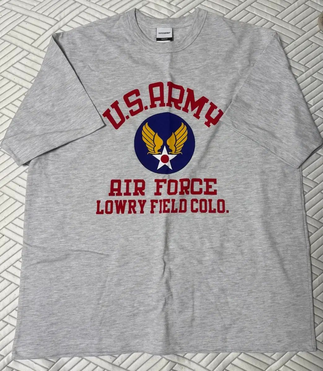 OUTSTANDING MIL SERIES TEE 出品