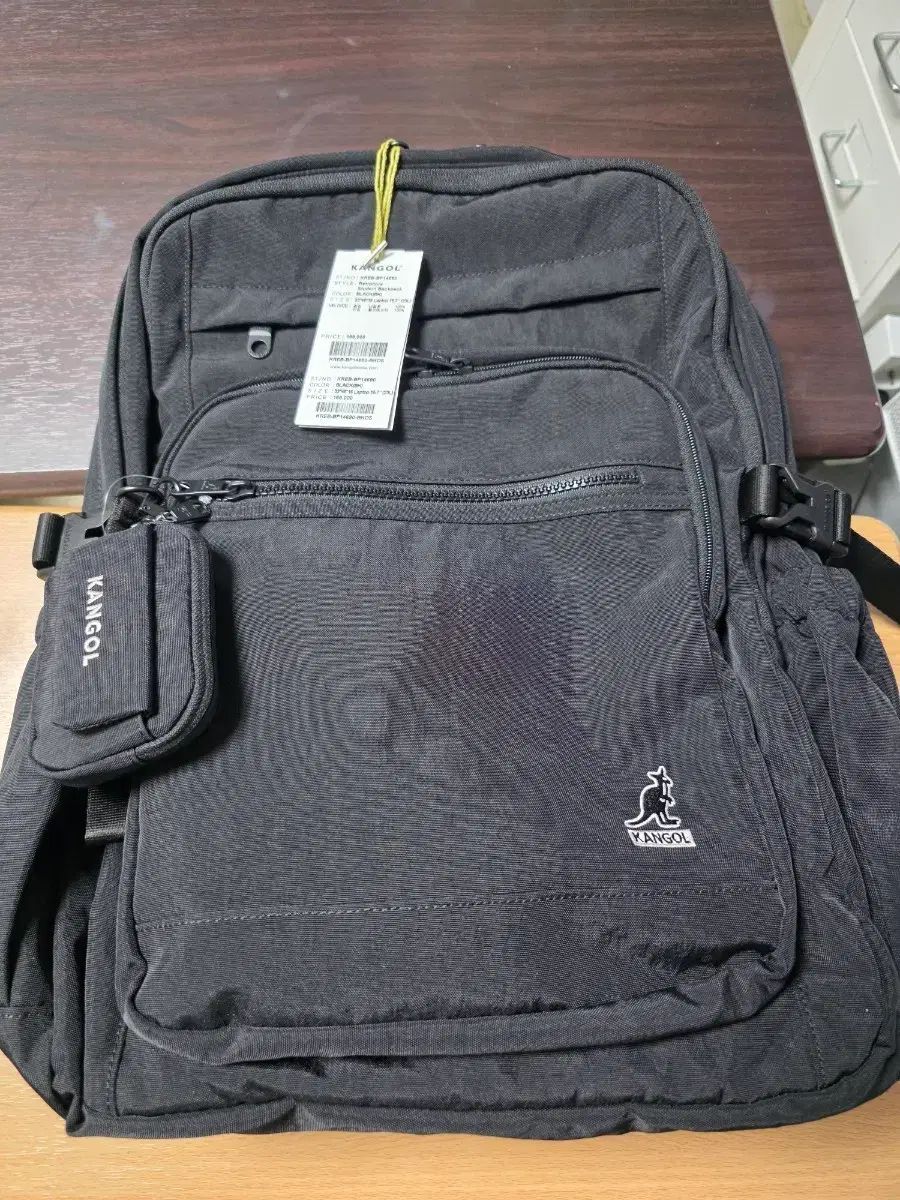 (新品) カンゴール レトロコア バックパック ブラック 23L