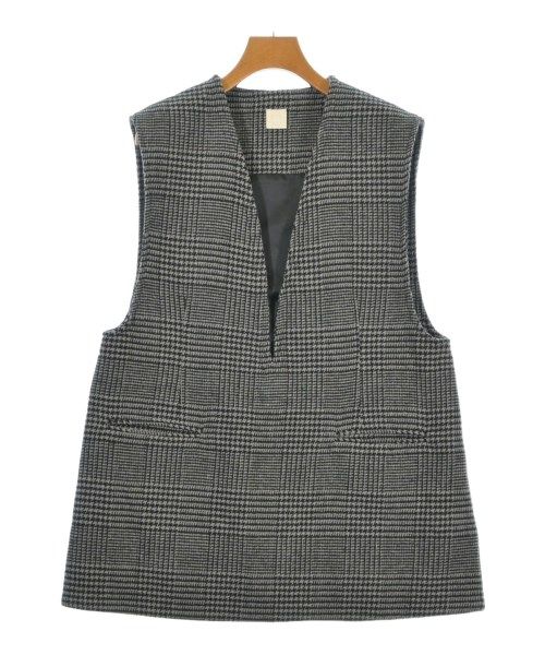 THREE SQUARE ベスト レディース 【古着】【中古】【送料無料】