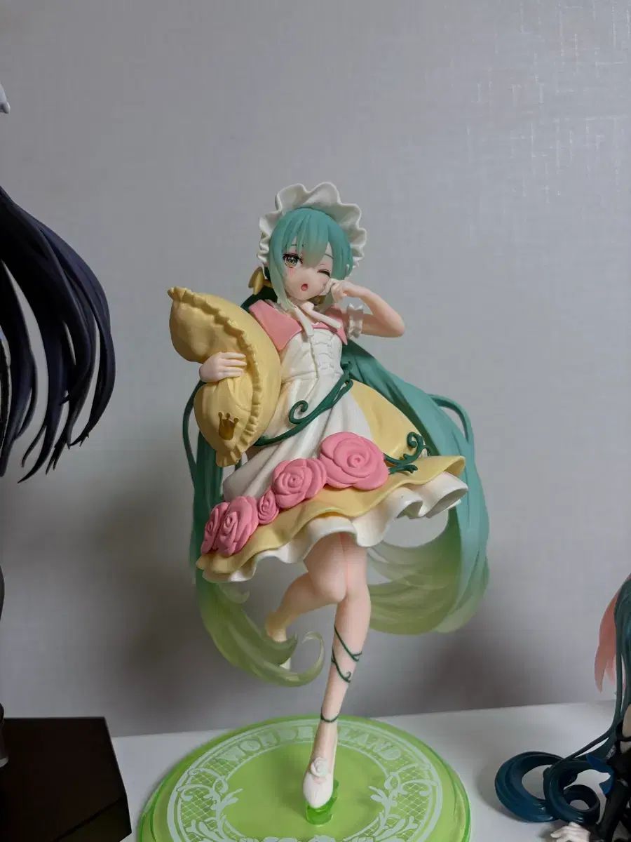 初音 ミク 眠る 森 の プリンセス フィギュア 出品