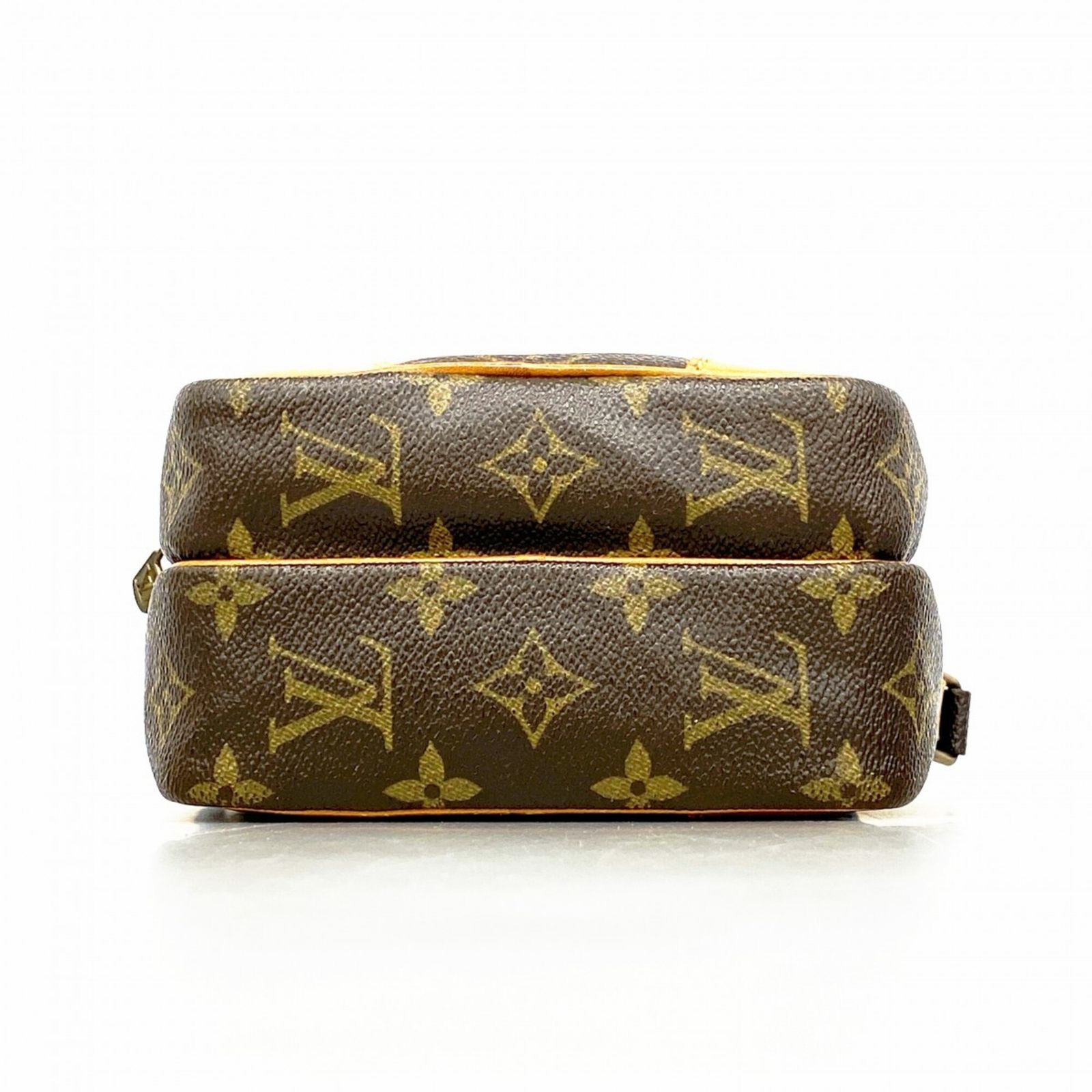 LOUIS VUITTON⭐️ルイヴィトン モノグラム アマゾン ルイ・ヴィトン 