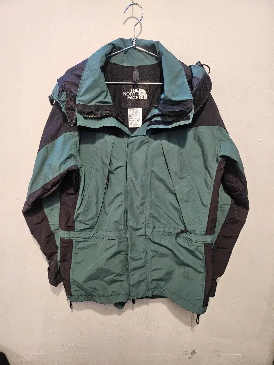 THE NORTH FACE ザノースフェイス 正規品 ウィンドブレーカー 18,286円