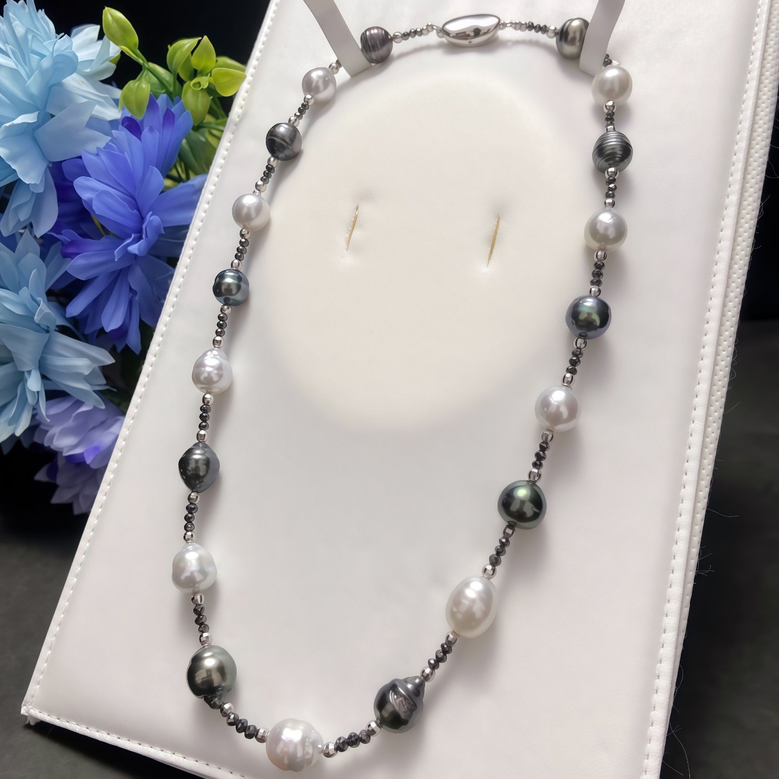 白蝶 黒蝶 / 白蝶真珠 黒蝶真珠 / パール ネックレス / 約9.0〜10.0mm / 約27.4g / 約43cm / シルバー金具 SILVER刻印 / シロチョウ クロチョウ / pearl / 南洋 タヒチ/