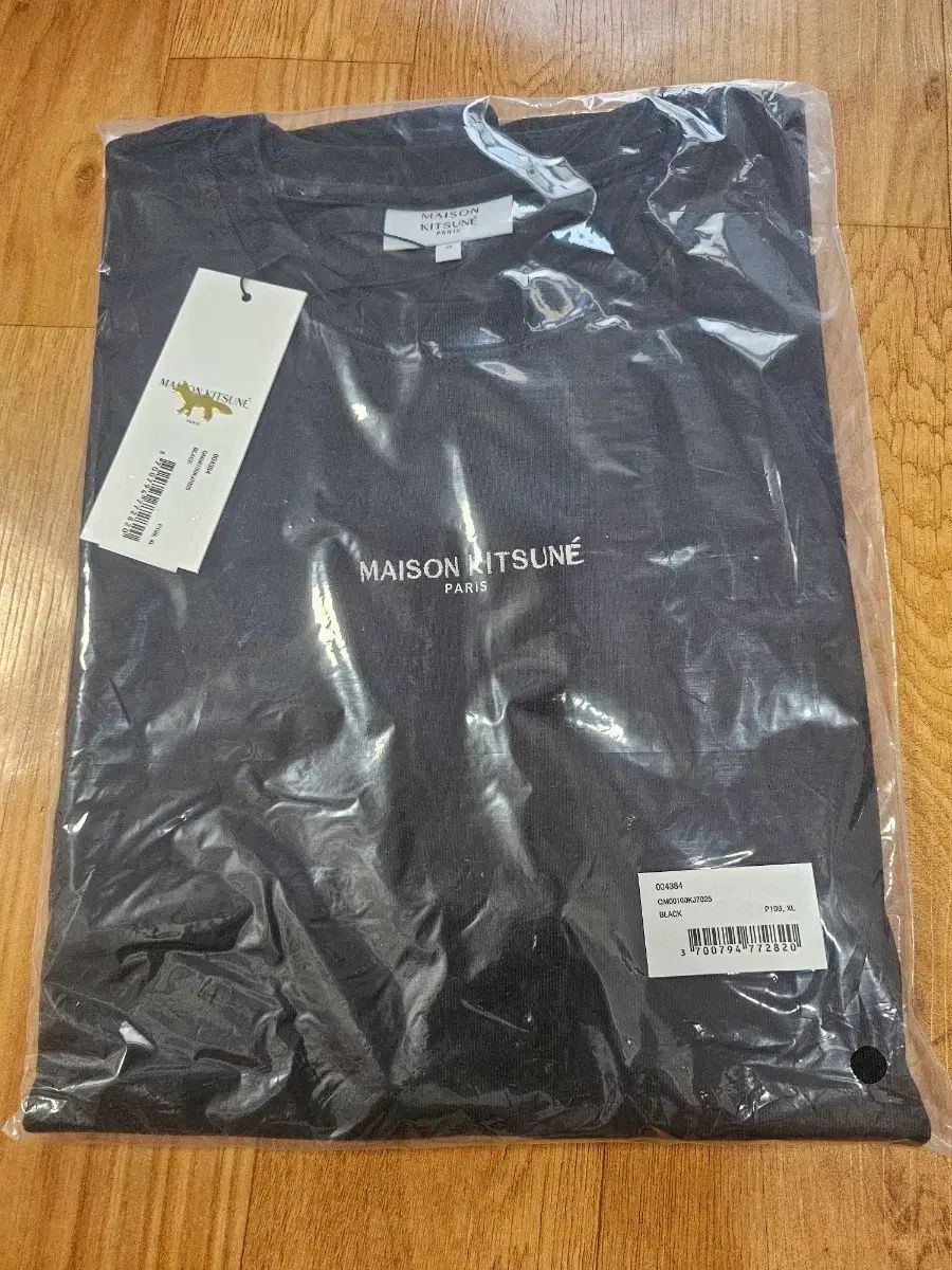 メゾンキツネ ブラック 半袖 Tシャツ XL 新品