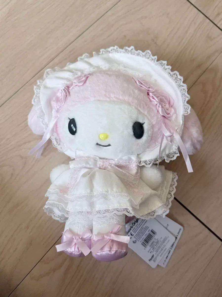 白フリルシリーズ My Melody(マイメロディ) ぬい 出品