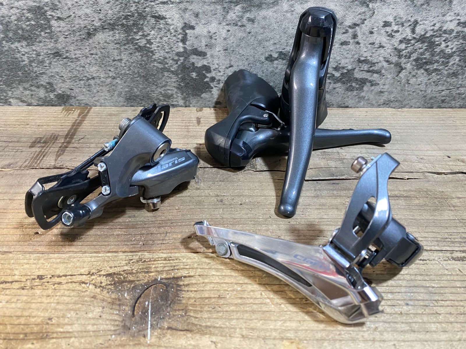 KA718 シマノ SHIMANO クラリス Claris R2000 変速セット ST,FD,RD Φ34.9 2x8S