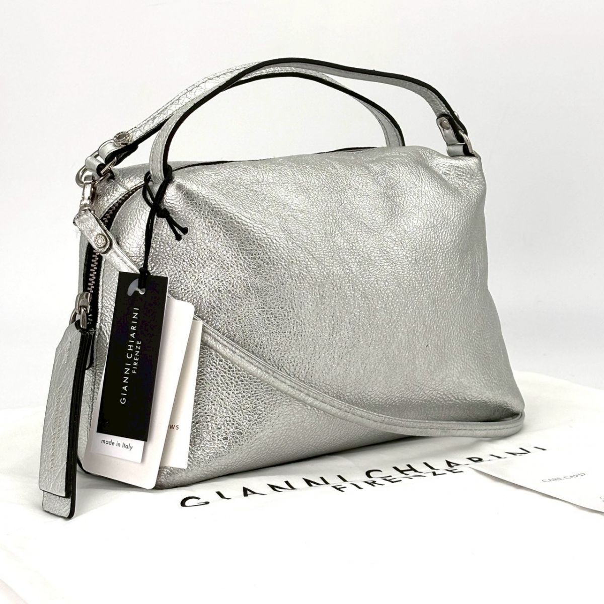 【光をやわらかく纏う】 GIANNI CHIARINI ショルダーバッグ アリファM 2WAYミニバッグ レザー シルバー